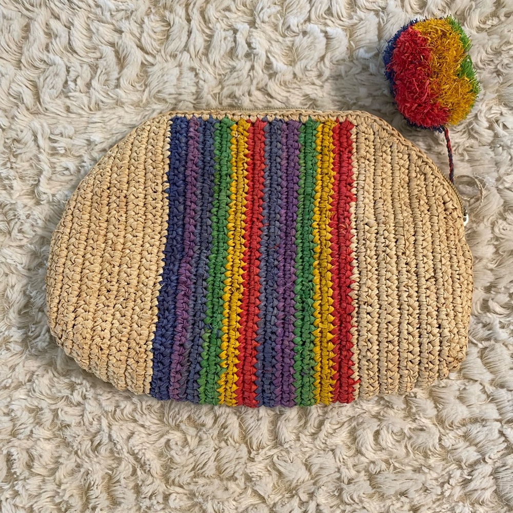 NWT 🏳️‍🌈 Mar Y Sol Straw Mulitcolored Clutch with Pom Pom - Picture 2 of 6